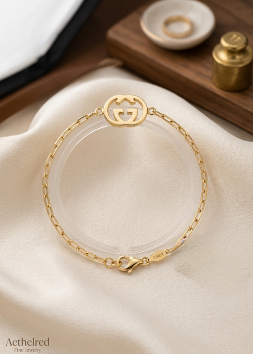 Gold bracelet for ladies