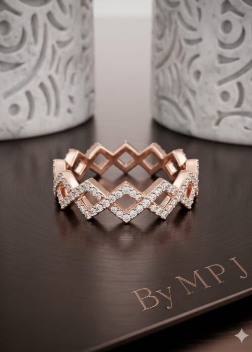 DIAMOND LADIES RING