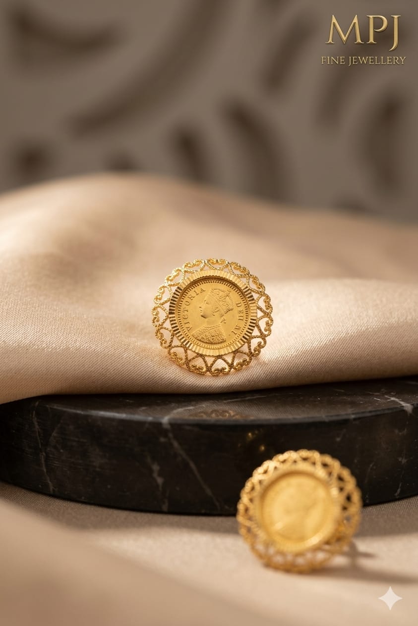 LADIES GOLD RING