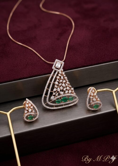 DIAMOND PENDANT SET