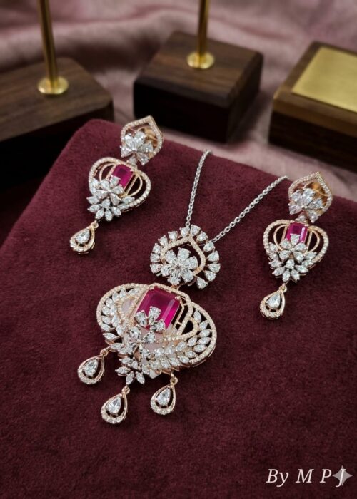 DIAMOND PENDANT SET