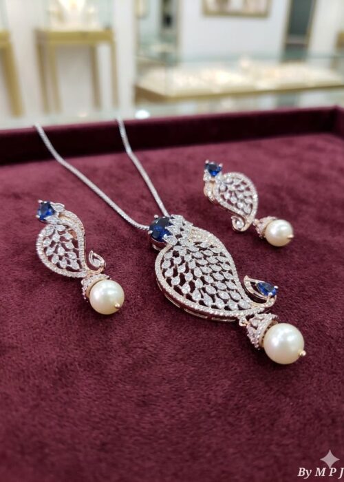 DIAMOND PENDANT SET